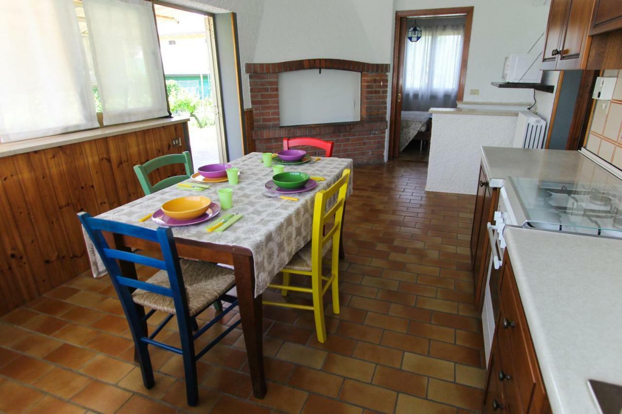 La Petite Maison Villa Sirmione Luaran gambar